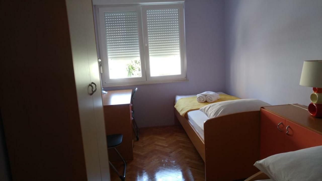 Two Bedroom Apartment Near Beach And Center スプリト エクステリア 写真